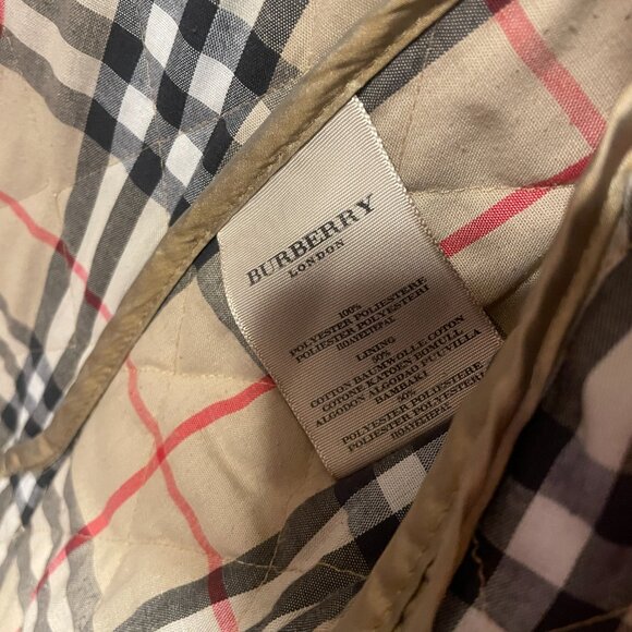 Burberry Gold Quilted Jacket - Size Small - Picture 5 of 6